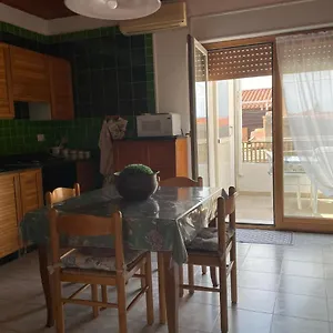Del Mar Nel Centro Storico Apartment